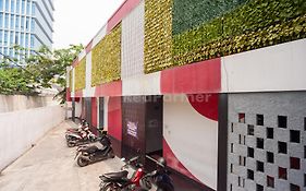 OYO 2223 J&b Room Utan Kayu
